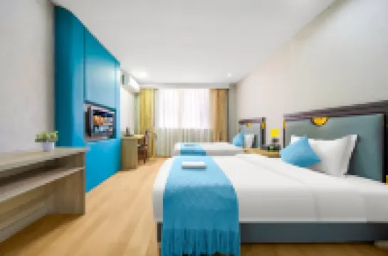 央航.金鼎飯店（長壽客運站婦幼保健院店） 尹家山附近的飯店