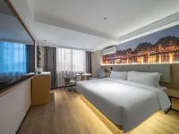Super 8 Hotel (Zigong Lantern Park FanHua 1939 Shopping Plaza) Hotels in Zigong