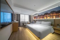 Super 8 Hotel (Zigong Lantern Park FanHua 1939 Shopping Plaza)