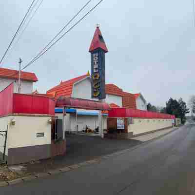 ホテルロビン Hotel Exterior