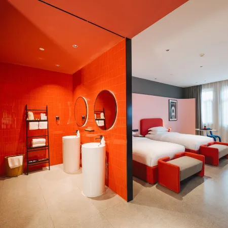 Yixi Hotel