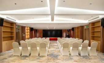 Wanxin  Four Seasons Hotel at Beihai  High-speed Railway Station