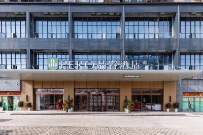 Pero Hotel (Luoyang Railway Station Dannisi Dawei Tiandi) Hôtels à : 