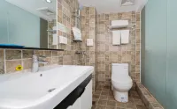 Dandelion Theme Hotel - بار