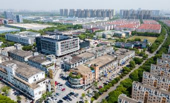 Luren Yizhan Business Hotel (Suzhou Xinhu)