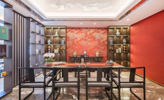 Derreal Hotel