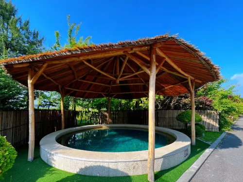 Chenger Mountain Courtyard Homestay