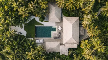 InterContinental Hotels Maldives Maamunagau Resort