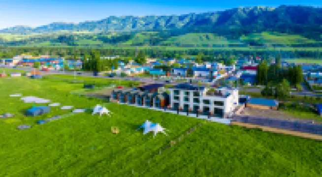 Narat Grassland GeGe Homestay Hotels near Nalati National Forest Park