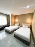 LUCKY 8 HOTEL