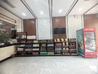 Pingyu Qianjiangyuan Theme Hotel (People's Hospital)