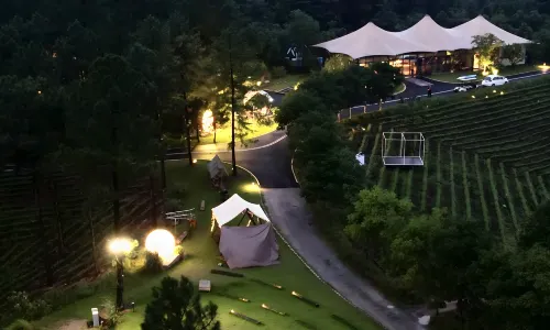 Anji Jiumu Songfeng Tent Hotel