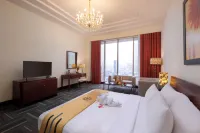 Merlynn Park Hotel - Balkoner