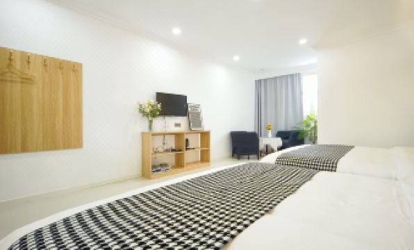 Meishan Farmhouse (Changbaishan Huangsongpu Ticket Hall Branch)