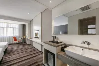 Aishang Hotel (Korla Transportation West Road People's Square Store)