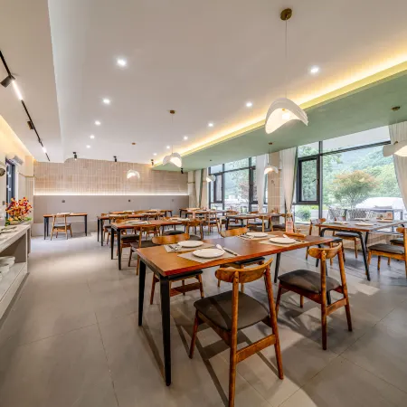 Caiyun · Guanzhai Vacation Apartment
