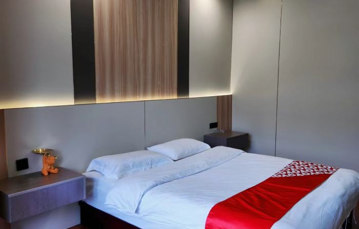 Yazhiqiao Business Hotel (Yinchuan Qinghe South Street Shop)