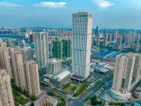 武漢九州通天鵝ホテル(王家灣人信匯) Hubei Broadcast University Athletic Field周辺のホテル