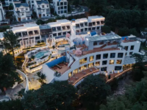 山嶼溪·愛琴海城堡飯店（黃山翡翠谷店） 翡翠谷附近的飯店