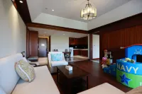 Qingdao·Qiyu·Ocean-Loving Azure Vernal Coastal Resort Homestay (Jinshatan Beer City Branch)
