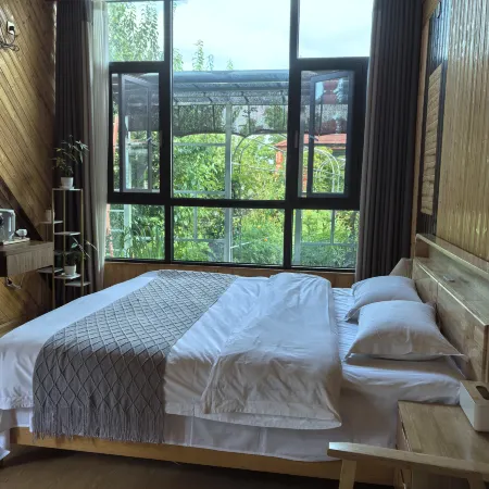 Close to the mountain homestay
