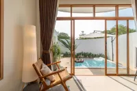 SaroRach Pool Villa Resort Kohlarn Hotels near Monkey beach Koh Larn