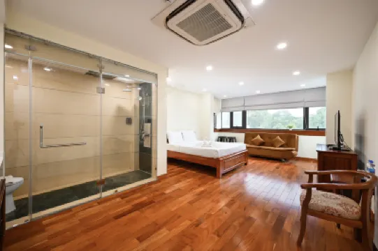 Red Sun Airport Saigon Hotel Các khách sạn ở TP. Hồ Chí Minh