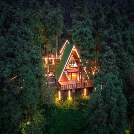 Yuanshan Yayuan · Forest Jingyi Homestay (Ya'an Shangli Store)