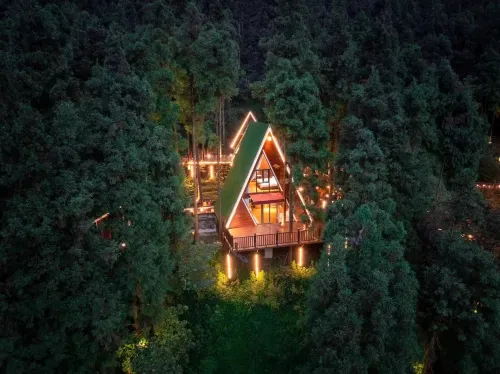 Yuanshan Yayuan · Forest Jingyi Homestay (Ya'an Shangli Store) - Træningscentre