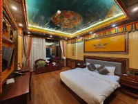 Yoga B&B Tashi Hotel a Baiyü