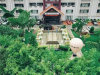 Yuexinyuan Hot Spring Resort Hotel Hotels near Huquan Ecological Park