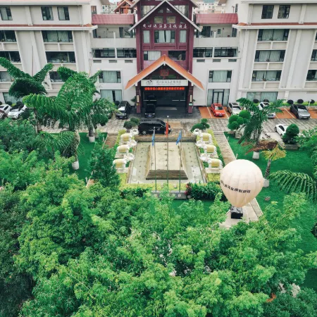 Yuexinyuan Hot Spring Resort Hotel