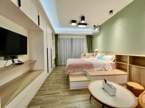 洛芙精品公寓（開平東滙城店）