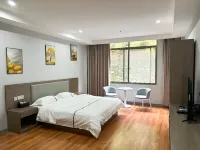 Yasiman Holiday Hotel