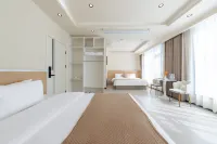 Chunting Lifestyle Aesthetic Vacation Apartment (Xiaoqikong Scenic Area East Gate Ticket Hall)