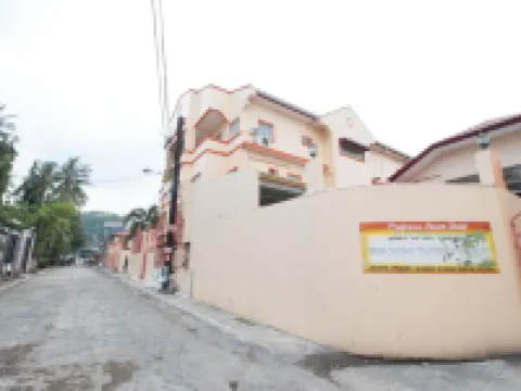 RedDoorz @ Praferosa Resort Hotel Calamba Hotels in Calamba