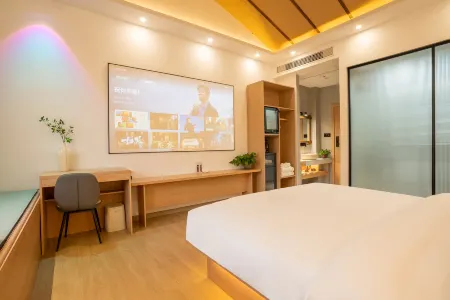 Half Idle Cloud House Homestay (High speed Railway Station Branch)