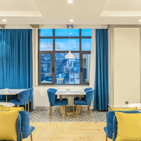 Ibis Styles Hotel (Qilian Zhuoer Mountain Scenic Area Branch)
