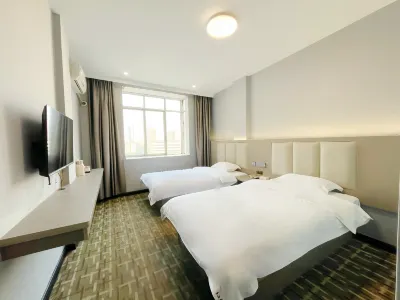 Beiliu Tian Tian Jie Bao Hotel (Beiliu Bus Station Pedestrian Street Food City Store) Hotels near Beiliu Library