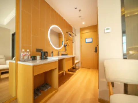 Binjiang Hotel (Wanshang City Plaza) Hotels in Yongfeng