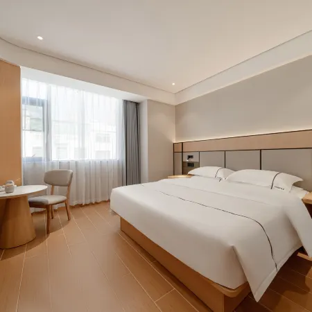 Yunji International Hotel (Lingshui Haiyun Plaza High-Speed Railway Station Branch)