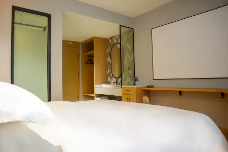 Menglian Zhenglong Hotel Отели в г. Менлянь