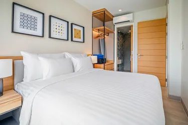 รูปภาพของLaguna Lakeside Residences