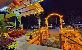 Yunqi Danxia Riverside Vacation Apartment (Danxiashan Scenic Area)