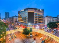 JI Hotel (Suining Central Business District Pedestrian Street)