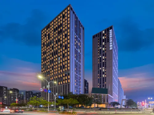 Homtel by Poltton（Maoming Railway Station）