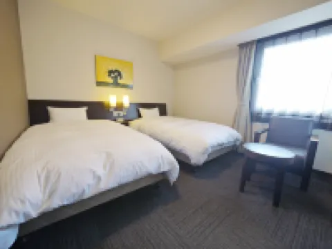 โรงแรมรูท-อินน์ ซากะ เอกิมาเอะ โรงแรมในซากา