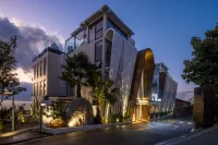 Xianyun Astrum Pool | Dessert · 360 ° Cliff Sea View Music Hot Spring Hotel (Dali Erhai Branch)