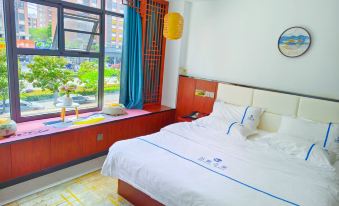 Jiayu Erjue Home Business Hotel