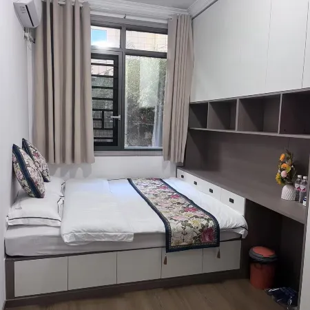 Congjiang Riverside Yaju Homestay
